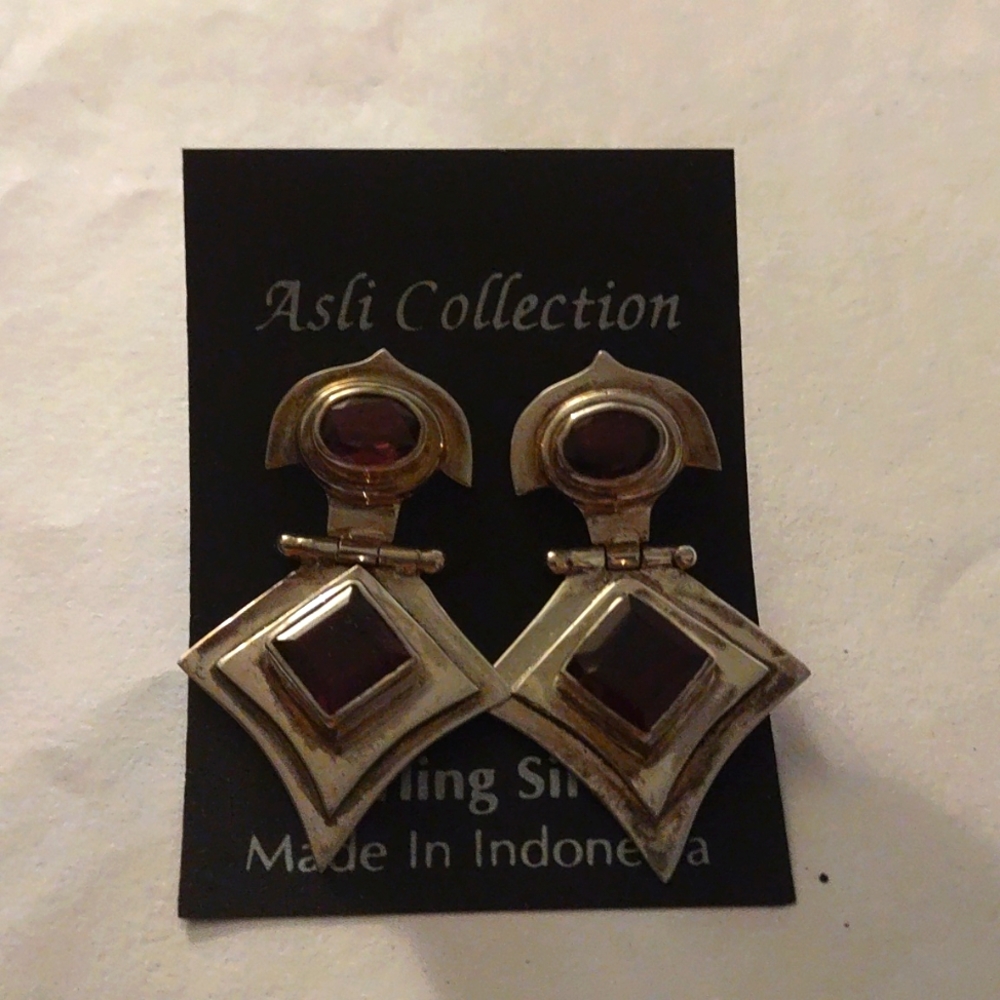 925 Garnet 2 stones Earrings NEW